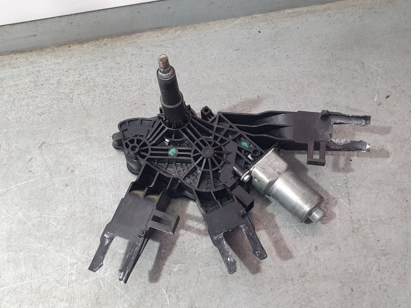 Recambio de motor limpia trasero para peugeot 308 access referencia OEM IAM 9677680580 0390208008 BOSCH