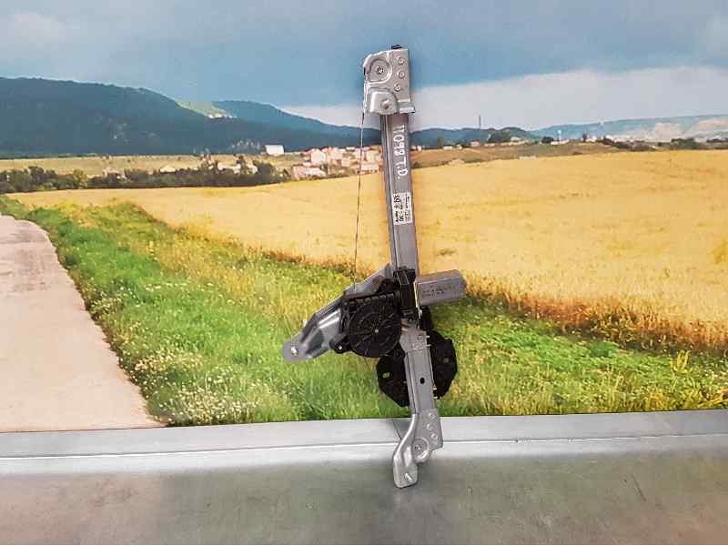 Recambio de elevalunas trasero derecho para dacia sandero stepway referencia OEM IAM 827206057R 2 PINS ELECTRICO