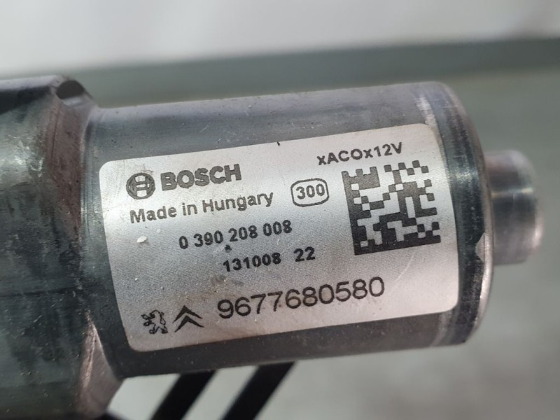 Recambio de motor limpia trasero para peugeot 308 access referencia OEM IAM 9677680580 0390208008 BOSCH