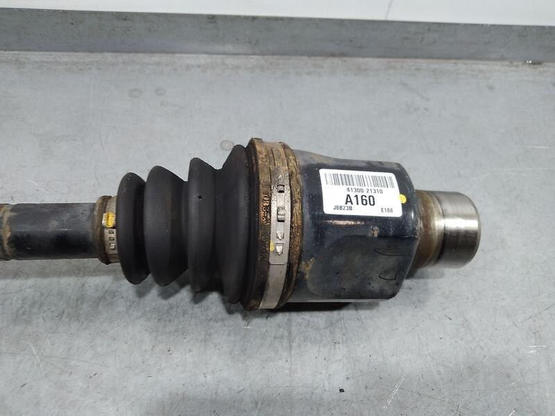 Recambio de transmision delantera derecha para ssangyong rodius 4wd power referencia OEM IAM 4130036000  