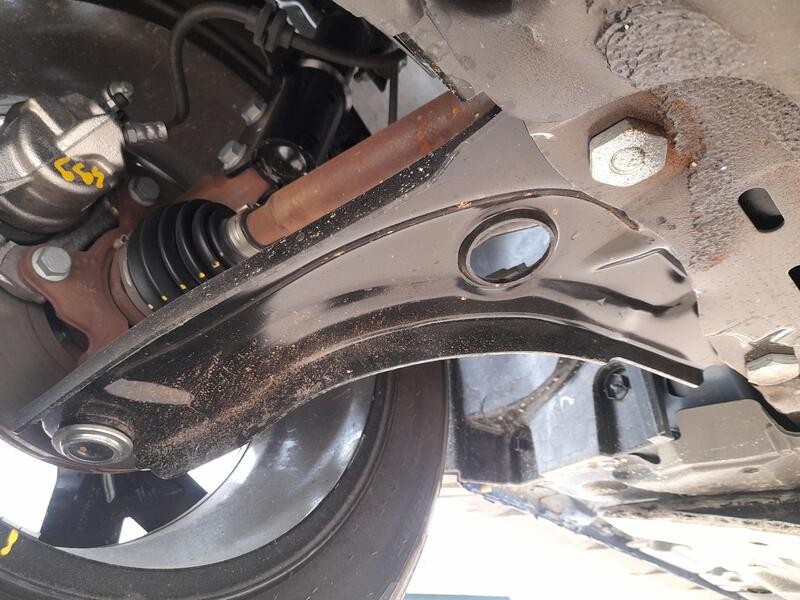 Recambio de brazo suspension inferior delantero derecho para dacia sandero iii 1.0 tce 90 eco-g referencia OEM IAM 545008653R  