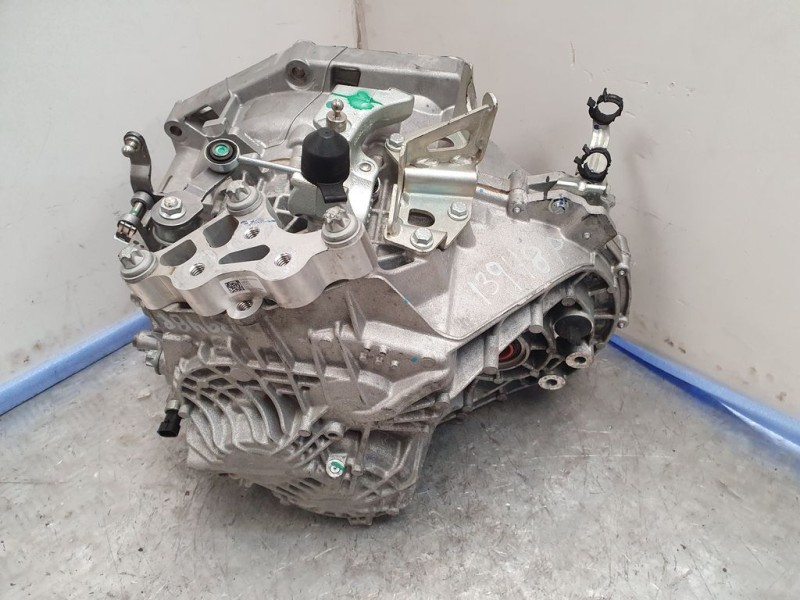 Recambio de caja cambios para jeep compass ii sport 4x2 referencia OEM IAM C63563538 1982534 6VELOCIDADES