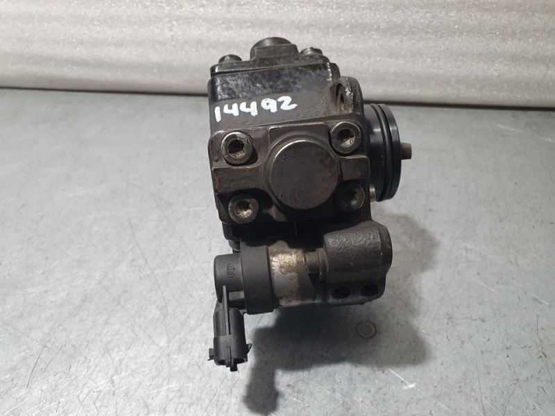 Recambio de bomba alta presion para fiat doblo ii cargo (263) furgón base referencia OEM IAM 55236707 0445010266 BOSCH