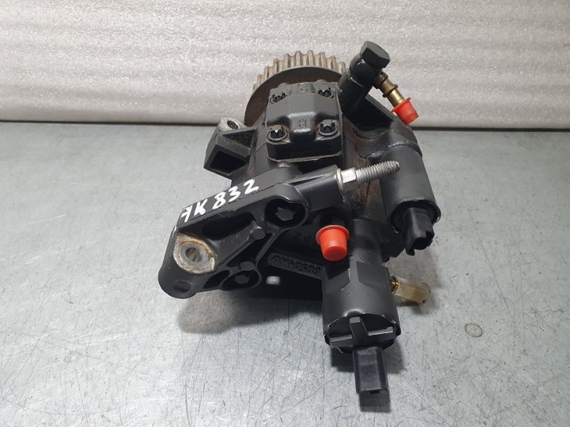 Recambio de bomba alta presion para renault scenic iii 1.5 dci diesel fap referencia OEM IAM 8200821184 A2C20000754 CONTINENTAL