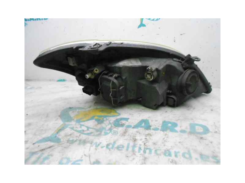 Recambio de faro izquierdo para toyota corolla (e12) 1.6 linea sol berlina 3/5 referencia OEM IAM 8117013300  TOCADO