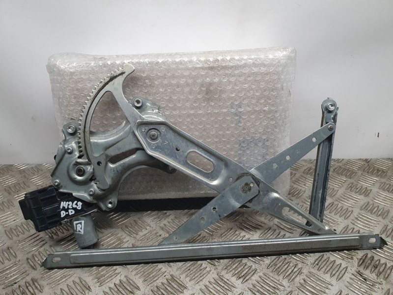 Recambio de elevalunas delantero derecho para toyota prius+ advance referencia OEM IAM 6980121020  ELECTRICO