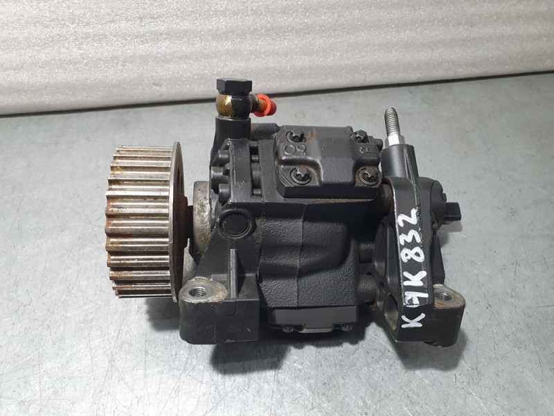 Recambio de bomba alta presion para renault scenic iii 1.5 dci diesel fap referencia OEM IAM 8200821184 A2C20000754 CONTINENTAL