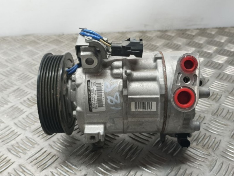 Recambio de compresor aire acondicionado para jeep compass ii sport 4x2 referencia OEM IAM 44725011340  