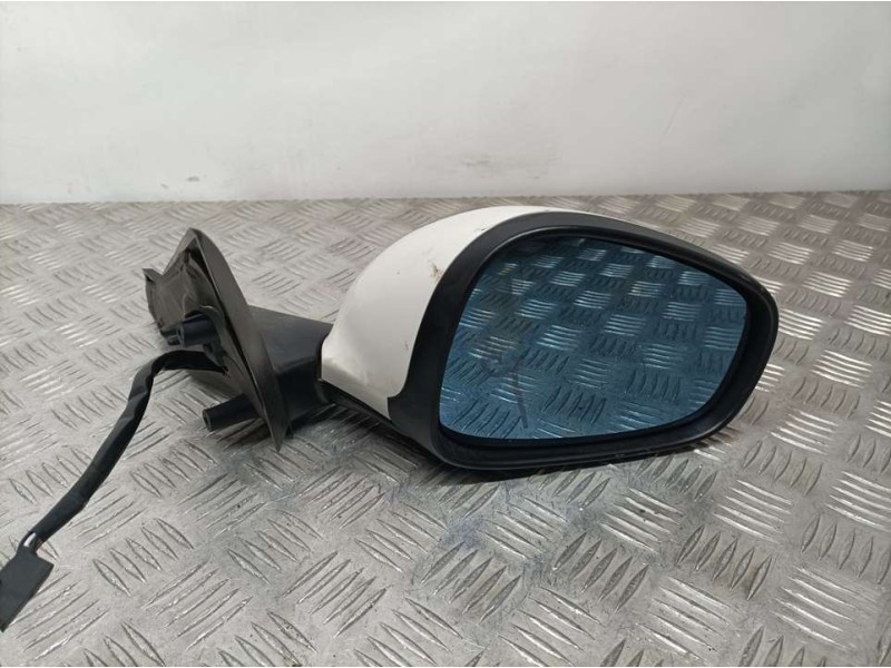 Recambio de retrovisor derecho para alfa romeo mito (145) junior referencia OEM IAM 0156106550  ELECTRICO 7 CABLES