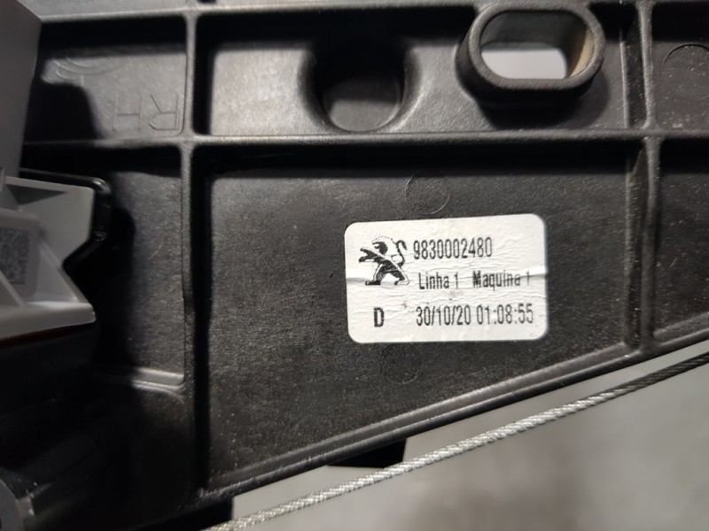 Recambio de elevalunas trasero derecho para peugeot 2008 (p1) gt referencia OEM IAM 9830002480  ELÉCTRICO 6 PINS