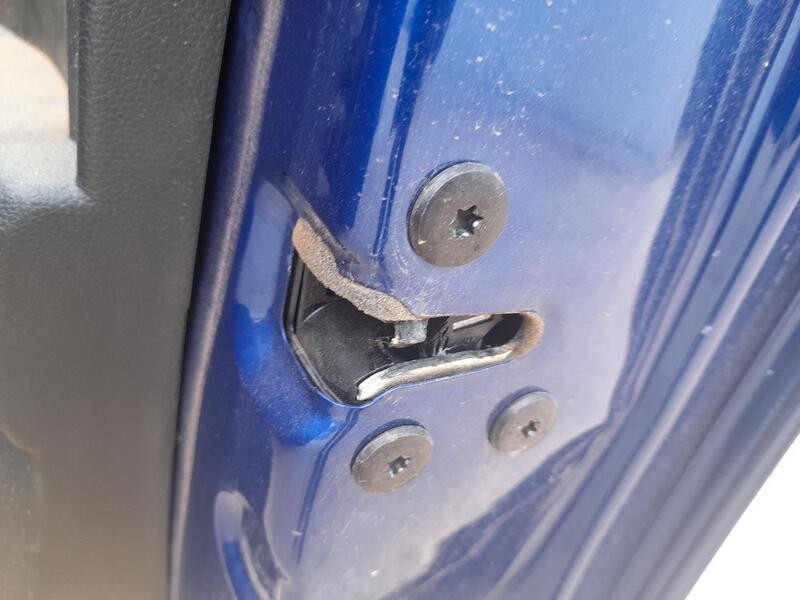 Recambio de cerradura puerta delantera derecha para dacia sandero iii 1.0 tce 90 eco-g referencia OEM IAM 805029390R  