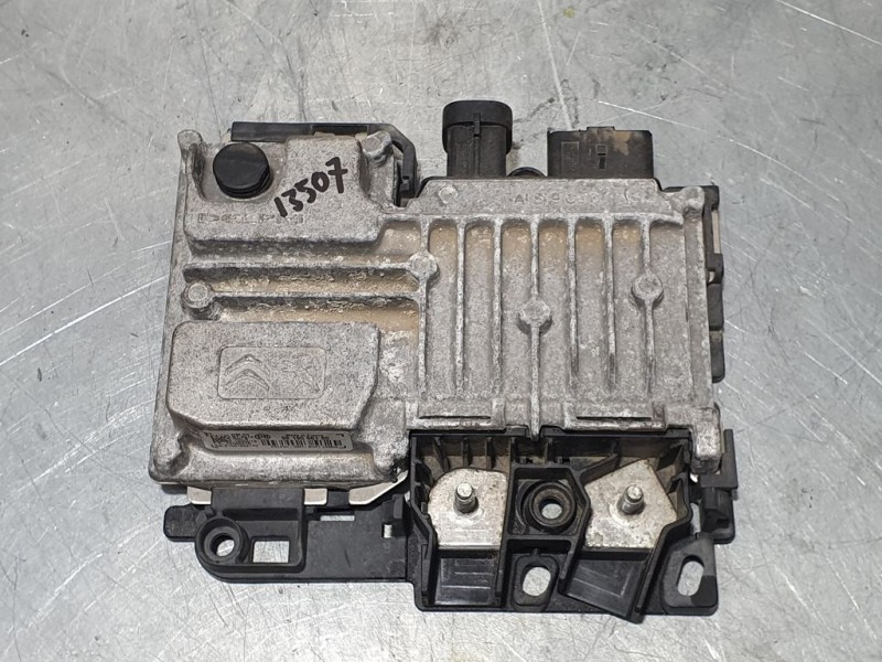 Recambio de centralita start / stop para citroën c4 cactus live referencia OEM IAM 9819596180 28535616 DELPHI