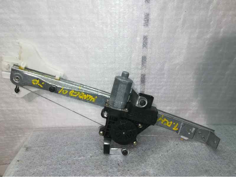 Recambio de elevalunas trasero derecho para ford mondeo berlina (ge) referencia OEM IAM 0130821772 8 PINS ELECTRICO 