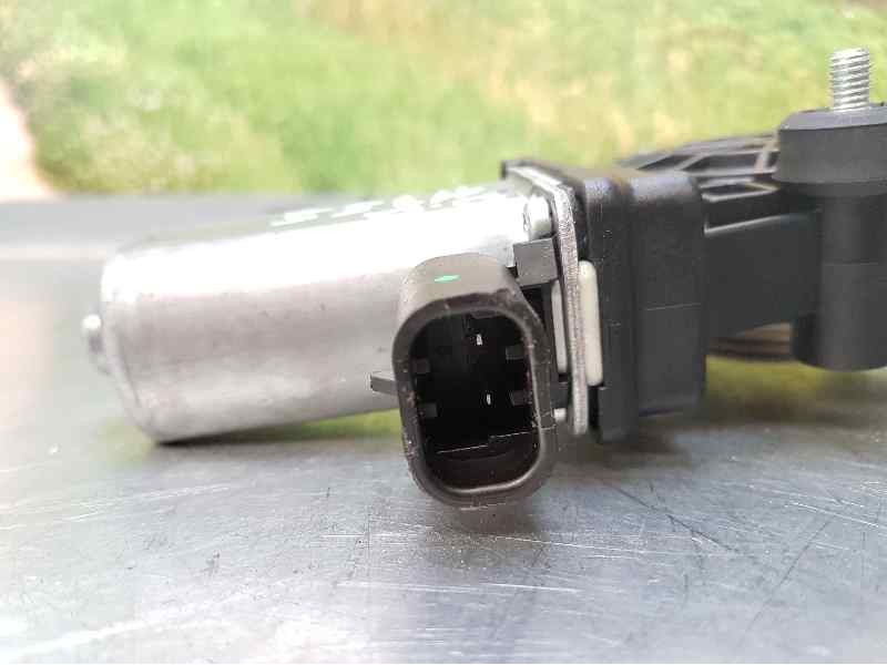 Recambio de elevalunas delantero derecho para fiat nuova 500 (150) pop referencia OEM IAM 52089869 2 PINS ELECTRICO