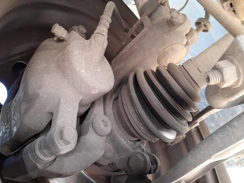 Recambio de mangueta delantera derecha para citroën c4 cactus 1.2 vti 82 referencia OEM IAM 1607557580  