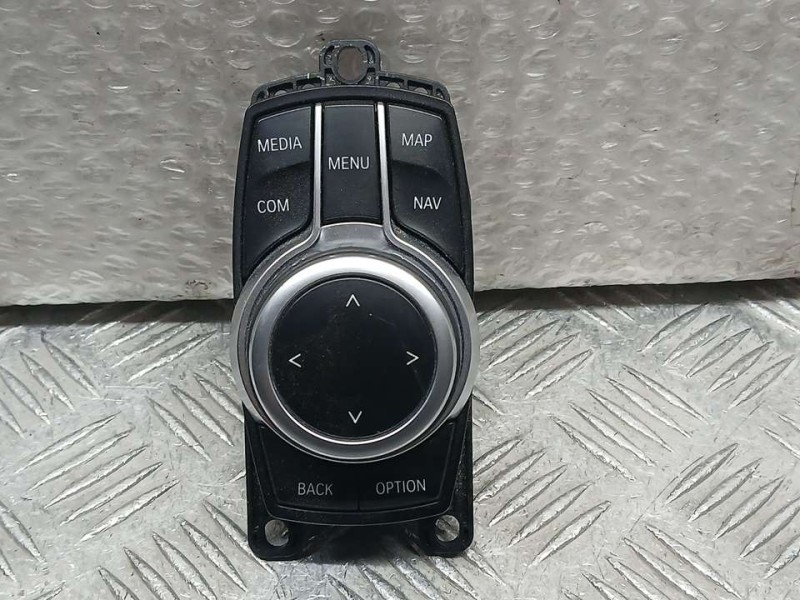 Recambio de mando multifuncion para bmw serie 1 lim. 5-trg. (f20) 116d referencia OEM IAM 949006701 19226310 INFOENTRETENIMIENTO