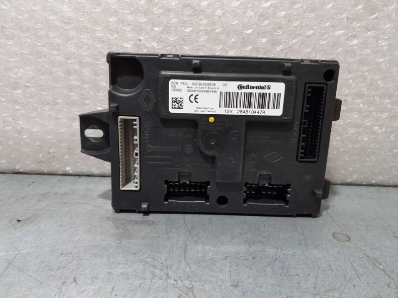 Recambio de modulo electronico para dacia sandero stepway referencia OEM IAM 284B10447R A2C92226608 CONTINENTAL