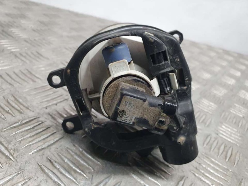 Recambio de faro antiniebla derecho para toyota auris touring sports (e18) active referencia OEM IAM 8122002110 90008497 VALEO