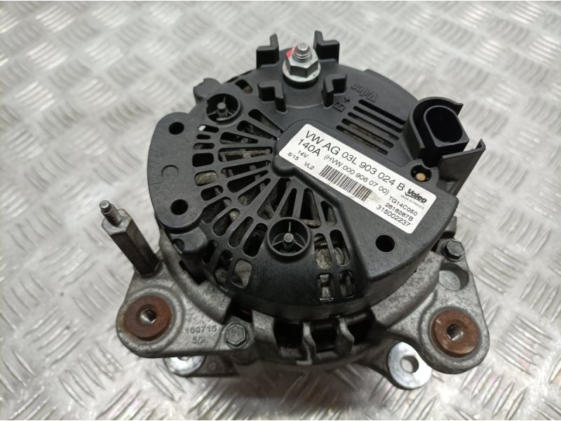 Recambio de alternador para volkswagen crafter caja cerrada caja cerrada 35, batalla mediana referencia OEM IAM 03L906024B 26162