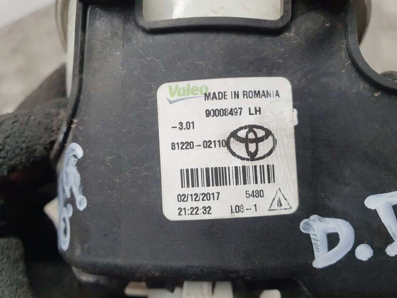 Recambio de faro antiniebla derecho para toyota auris touring sports (e18) active referencia OEM IAM 8122002110 90008497 VALEO