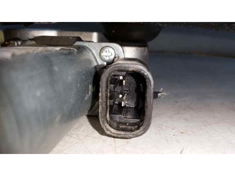 Recambio de elevalunas delantero derecho para fiat punto berlina (188) 1.9 d elx (i) referencia OEM IAM  2 PINS ELECTRICO