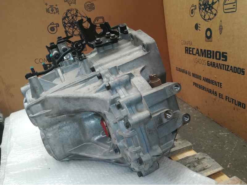 Recambio de caja cambios para kia carnival 2.9 crdi vgt ex i referencia OEM IAM 4300038050 Y061212325 5 VELOCIDADES