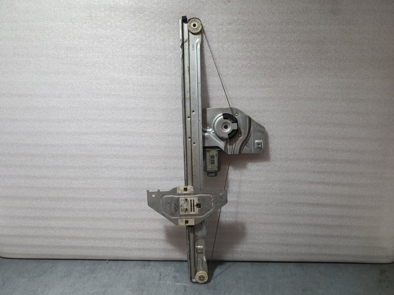 Recambio de elevalunas delantero derecho para peugeot partner kombi outdoor referencia OEM IAM SIN REF  ELÉCTRICO 2 PINES