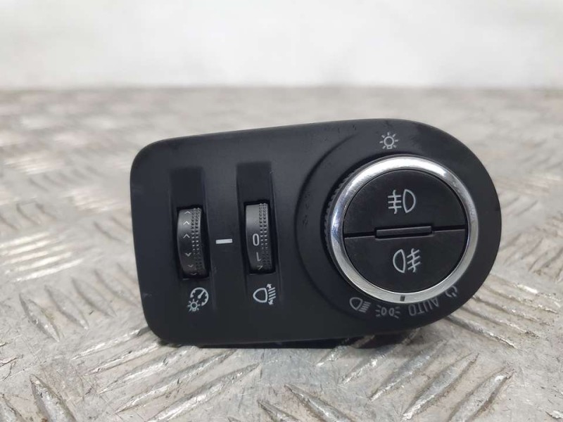 Recambio de mando luces para opel corsa e selective referencia OEM IAM 13470446 A178601 