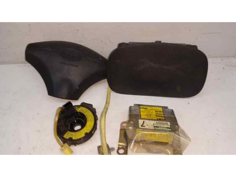 Recambio de kit airbag para toyota yaris verso (ncp2/nlp2) 1.4 d-4d linea luna referencia OEM IAM 8917052070  