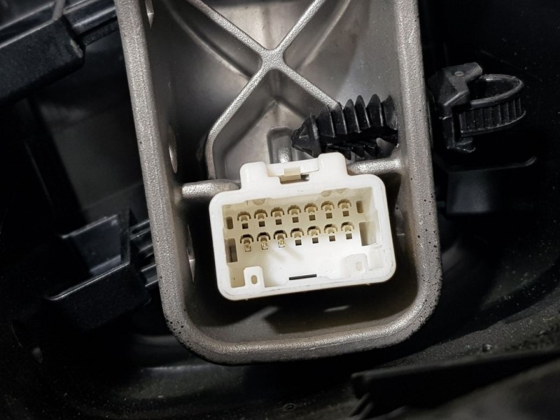 Recambio de espejo interior para jeep compass ii sport 4x2 referencia OEM IAM 5XR28DX9AD 3 PINS 