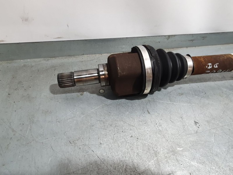 Recambio de transmision delantera izquierda para peugeot 207 confort referencia OEM IAM 9656135180  