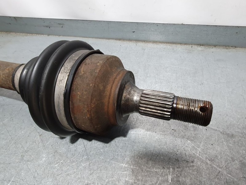 Recambio de transmision delantera izquierda para peugeot 207 confort referencia OEM IAM 9656135180  