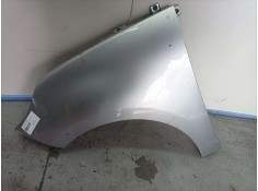 Recambio de aleta delantera izquierda para renault scenic iii dynamique referencia OEM IAM 631018882R  TOCADA