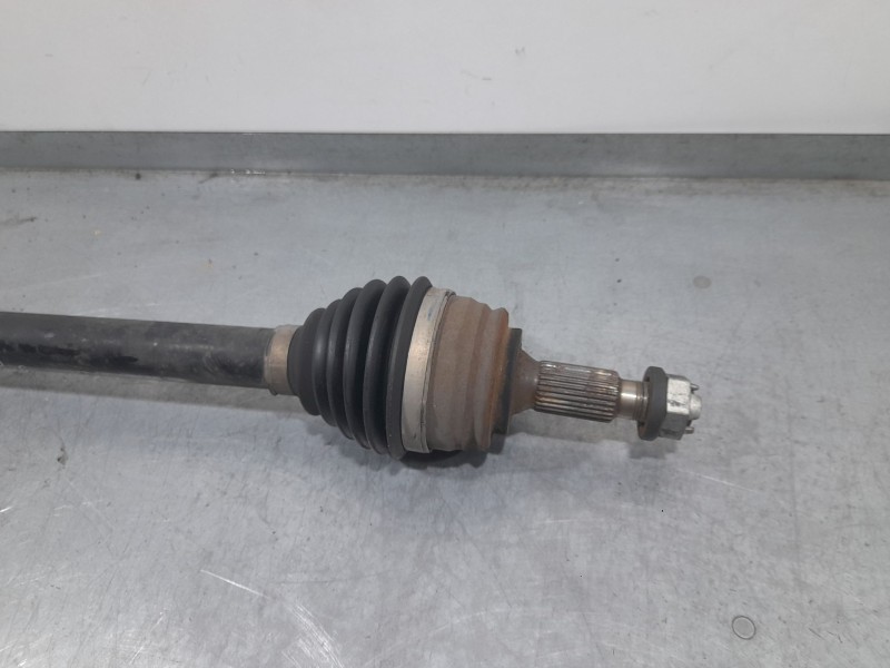 Recambio de transmision delantera derecha para peugeot 308 ii (lb_, lp_, lw_, lh_, l3_) 1.6 hdi 100 referencia OEM IAM 980669978