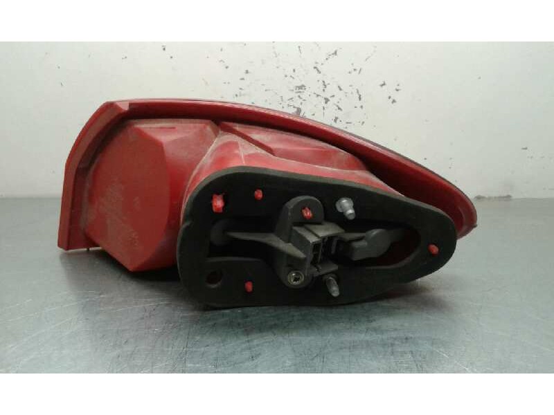 Recambio de piloto trasero izquierdo para alfa romeo 147 (190) 1.6 t.spark distinctive referencia OEM IAM 0046556346  EXTERIOR