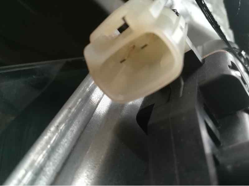 Recambio de elevalunas delantero derecho para kia carnival 2.9 crdi vgt ex i referencia OEM IAM 824604D000 ELECTRICO 2 PINS