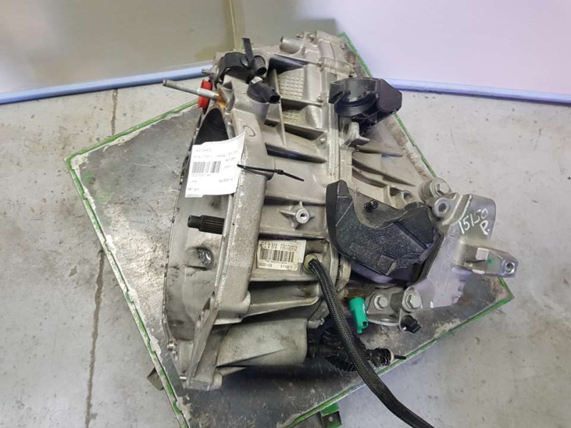Recambio de caja cambios para renault scenic iii dynamique referencia OEM IAM TL4018 S110110 6VELOCIDADES