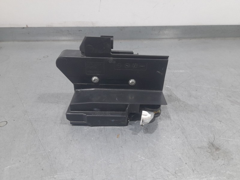 Recambio de cerradura puerta trasera derecha para dacia sandero iii 1.0 tce 90 eco-g referencia OEM IAM 825020994RB C2A010325 