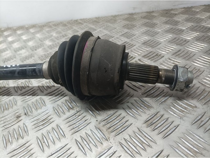 Recambio de transmision delantera derecha para jeep compass ii sport 4x2 referencia OEM IAM P68287867SS  