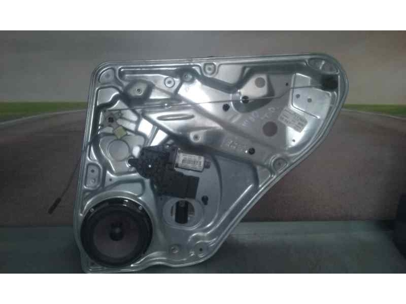 Recambio de elevalunas trasero derecho para volkswagen passat variant (3b6) advance referencia OEM IAM 3B9839752CM 18 PINS ELECT