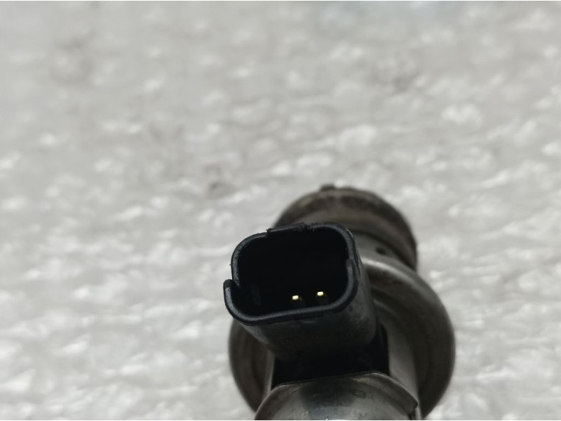 Recambio de inyector adblue para peugeot 308 sw allure referencia OEM IAM 9813930180  