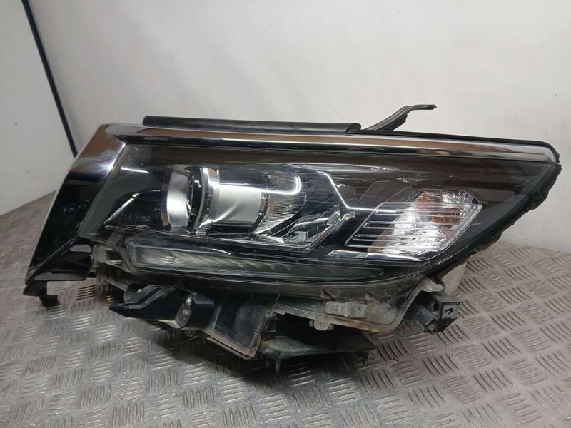 Recambio de faro izquierdo para toyota land cruiser (j15) vx referencia OEM IAM 8118560N20  XENON