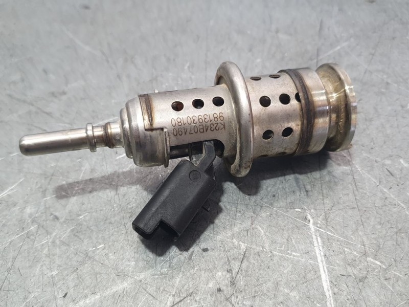 Recambio de inyector adblue para peugeot rifter active standard referencia OEM IAM 9813930180  