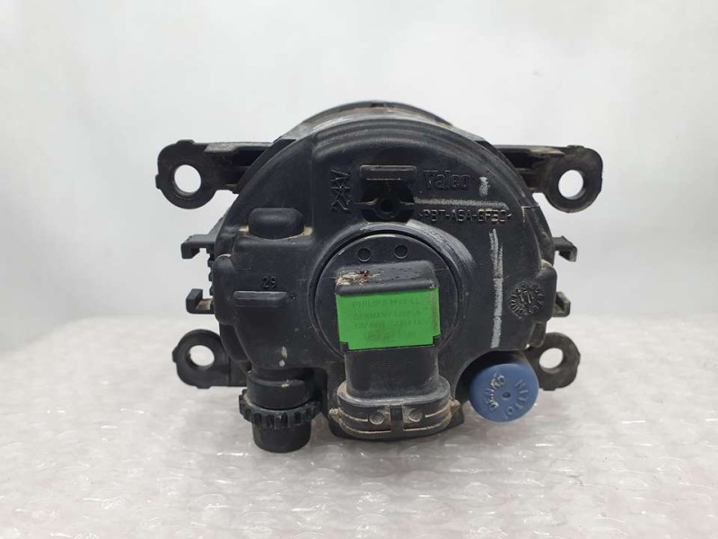 Recambio de faro antiniebla derecho para renault scenic iii dynamique referencia OEM IAM 8200074008 89202502 VALEO