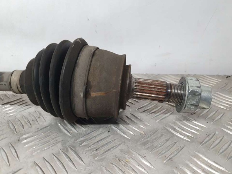 Recambio de transmision delantera derecha para opel corsa e selective referencia OEM IAM 13149829 6083200 