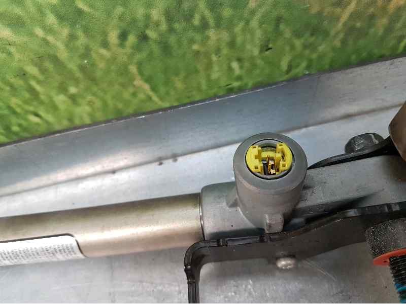 Recambio de pretensor airbag izquierdo para kia carnival 2.9 crdi vgt ex i referencia OEM IAM   VA EN EL PILAR