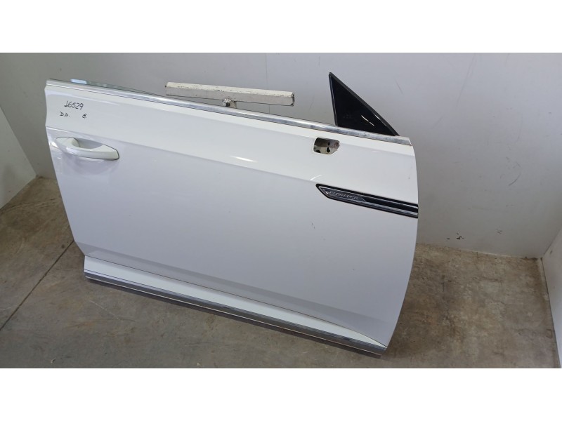 Recambio de puerta delantera derecha para volkswagen arteon (3h7, 3h8) 2.0 tdi referencia OEM IAM 3G8831056AK  