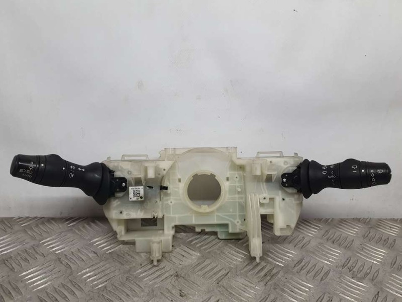 Recambio de mando luces y limpia para renault scenic iii dynamique referencia OEM IAM 255670019R  