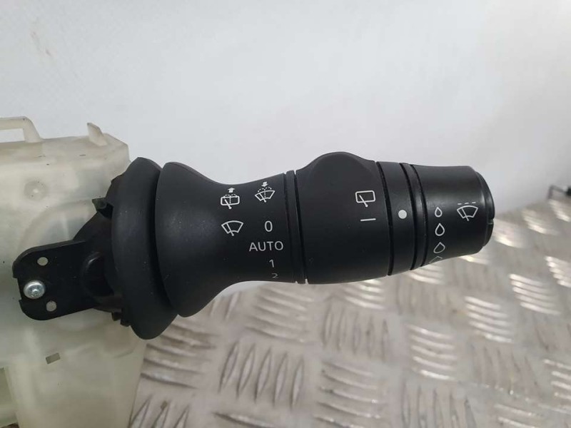 Recambio de mando luces y limpia para renault scenic iii dynamique referencia OEM IAM 255670019R  