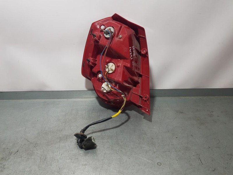 Recambio de piloto trasero derecho para chevrolet aveo ls referencia OEM IAM   